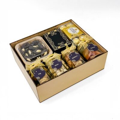 Elegant Eid Gift Hamper – Celebrate with Gourmet Delights