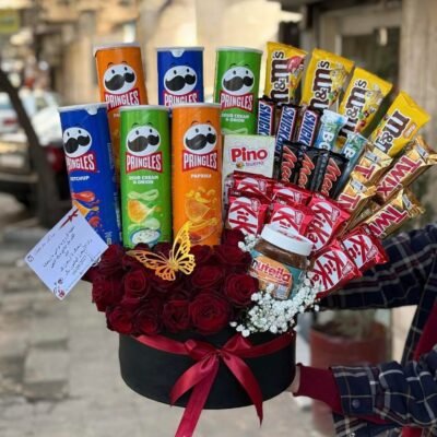 Pringles & Chocolate Rose Gift Bouquet