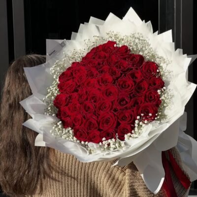 70 Red Rose with Gypsophila Bouquet – Flower Delivery Dhaka