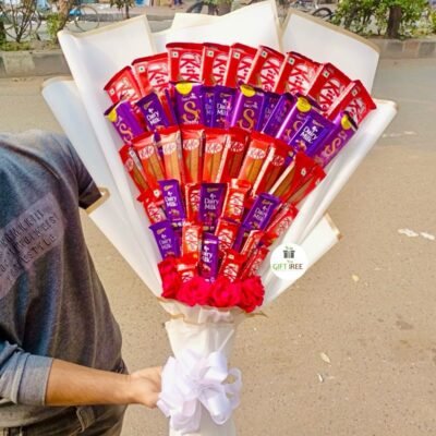 KitKat & Dairy Milk Mega Chocolate Bouquet